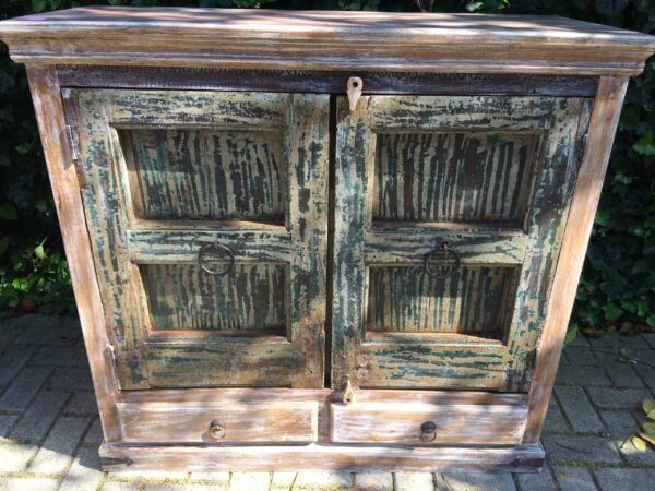 Brocante kast India