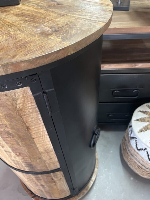 Bartafel op wieltjes