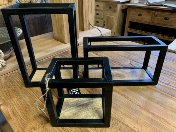 Wandboxen ijzer mangohout