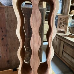 Wijnrek suar glooiend