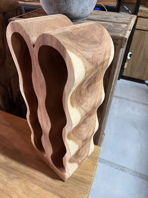 Wijnrek suar glooiend