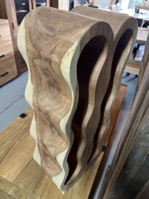 Wijnrek suar glooiend