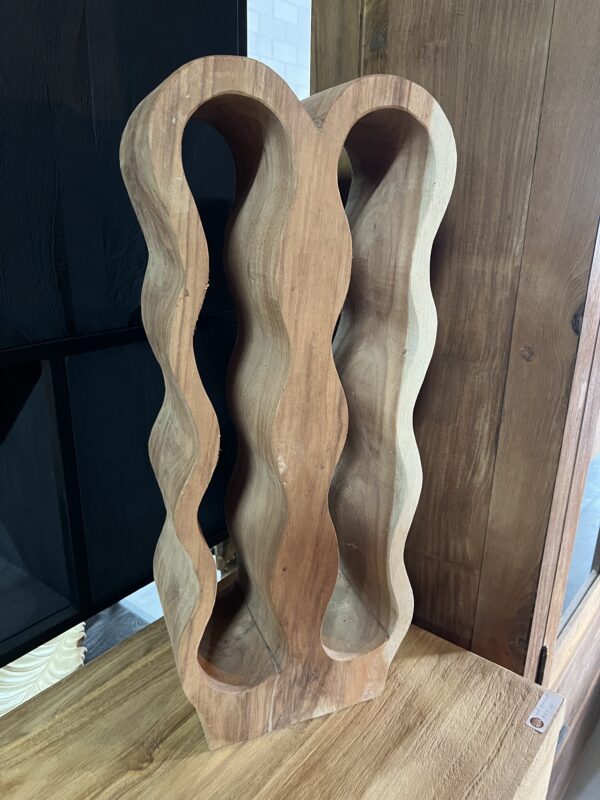 Wijnrek suar glooiend