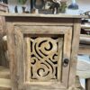 Nachtkastje houtsnijwerk