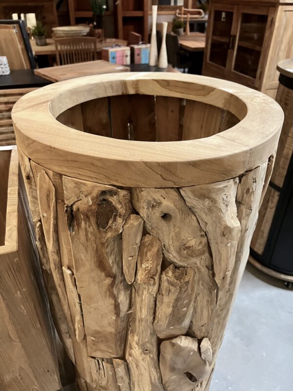 Plantenbak wortelhout